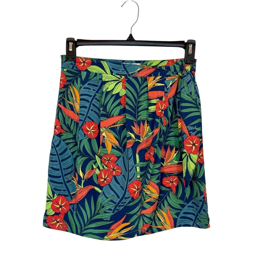 NEW Molly Bracken Green Navy Floral Faux Wrap Skirt Womans Size Small NWT‎